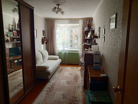 Продам двухкомнатную (2-комн.) квартиру, Машиностроителей ул, 4, Йошкар-Ола г