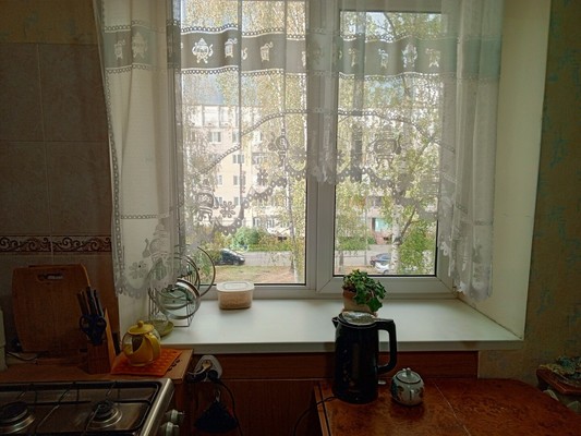 Продам двухкомнатную (2-комн.) квартиру, Машиностроителей ул, 4, Йошкар-Ола г
