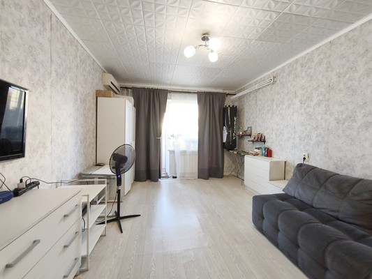 Продам двухкомнатную (2-комн.) квартиру, Добровольского ул, 7/5, Ростов-на-Дону г
