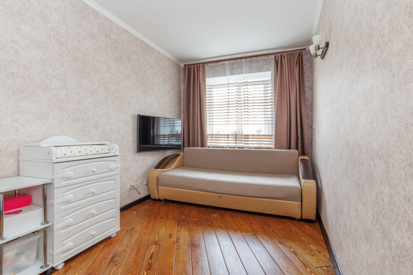 Продам двухкомнатную (2-комн.) квартиру, Красноармейская ул, 99, Брянск г