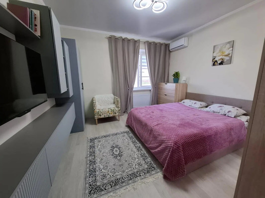 Продам двухкомнатную (2-комн.) квартиру, Еременко ул, 108, Ростов-на-Дону г