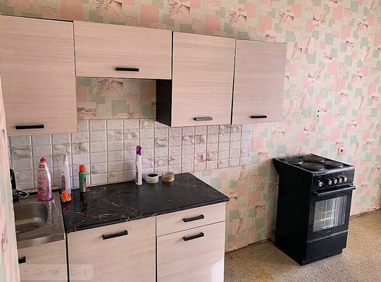 Продам двухкомнатную (2-комн.) квартиру, Святоозерская ул, 15, Москва г
