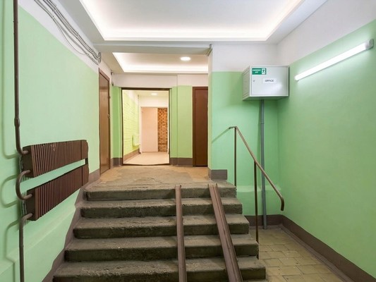 Продам трехкомнатную (3-комн.) квартиру, Космонавтов ул, 35, Юрово д