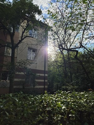 Продам трехкомнатную (3-комн.) квартиру, Гагарина (Центральный р-н) ул, 10, Сочи г