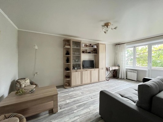 Продам двухкомнатную (2-комн.) квартиру, Героев Десантников ул, 81, Новороссийск г