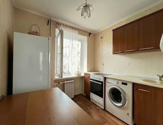 Продам двухкомнатную (2-комн.) квартиру, Героев Десантников ул, 81, Новороссийск г