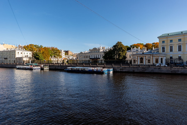 Продам трехкомнатную (3-комн.) квартиру, Реки Фонтанки наб, 17, Санкт-Петербург г