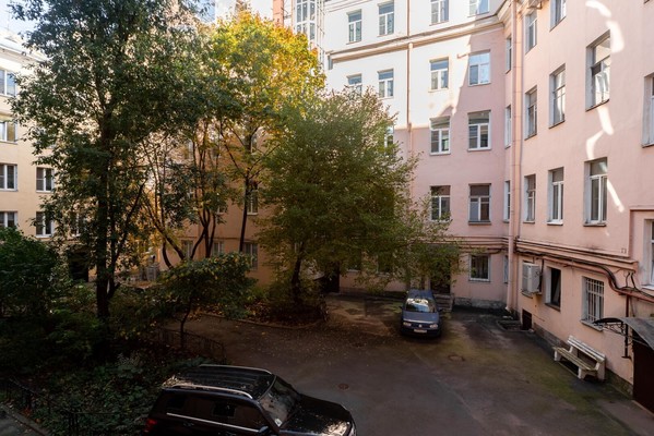 Продам трехкомнатную (3-комн.) квартиру, Реки Фонтанки наб, 17, Санкт-Петербург г
