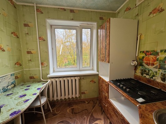 Продам однокомнатную (1-комн.) квартиру, Октябрьский пр-кт, 16, Комсомольск-на-Амуре г