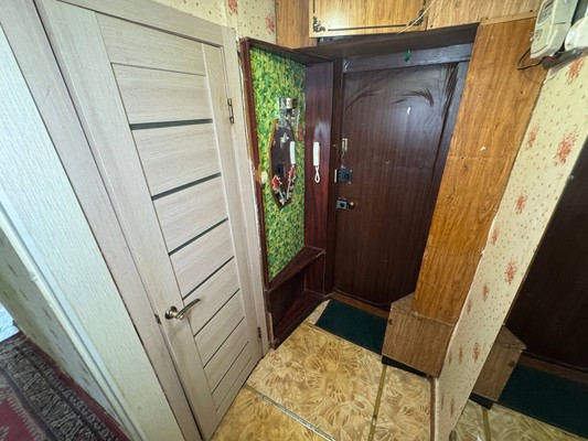 Продам однокомнатную (1-комн.) квартиру, Октябрьский пр-кт, 16, Комсомольск-на-Амуре г