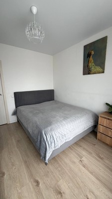 Продам трехкомнатную (3-комн.) квартиру, лётчика Ларюшина ул, 10, Люберцы г