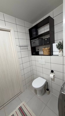 Продам трехкомнатную (3-комн.) квартиру, лётчика Ларюшина ул, 10, Люберцы г