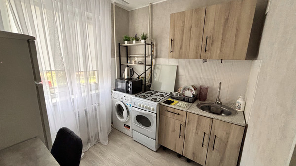Продам двухкомнатную (2-комн.) квартиру, Центральный пер, 4, Ступино г