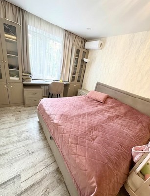 Продам трехкомнатную (3-комн.) квартиру, Академика Сахарова ул, 16, Казань г