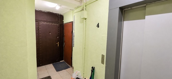 Продам трехкомнатную (3-комн.) квартиру, Клинская ул, 11, Москва г