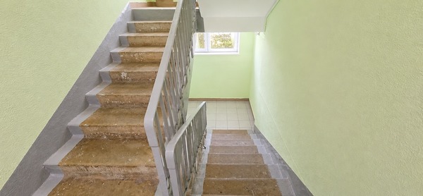 Продам трехкомнатную (3-комн.) квартиру, Клинская ул, 11, Москва г
