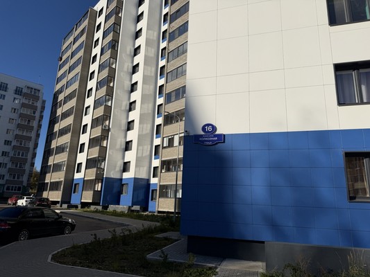 Продам двухкомнатную (2-комн.) квартиру, Колхозная ул, 16, Сыктывкар г