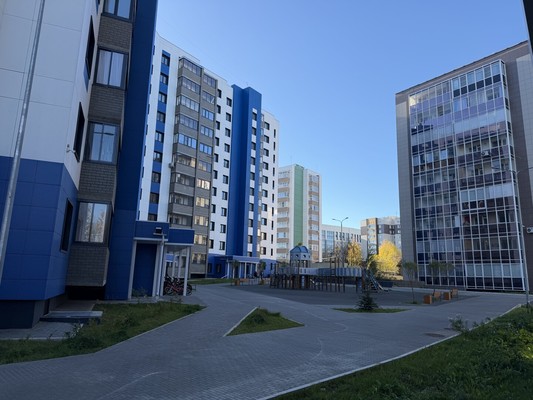 Продам двухкомнатную (2-комн.) квартиру, Колхозная ул, 16, Сыктывкар г