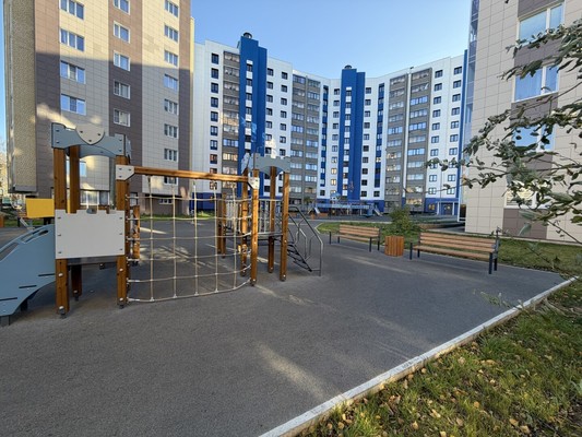 Продам двухкомнатную (2-комн.) квартиру, Колхозная ул, 16, Сыктывкар г