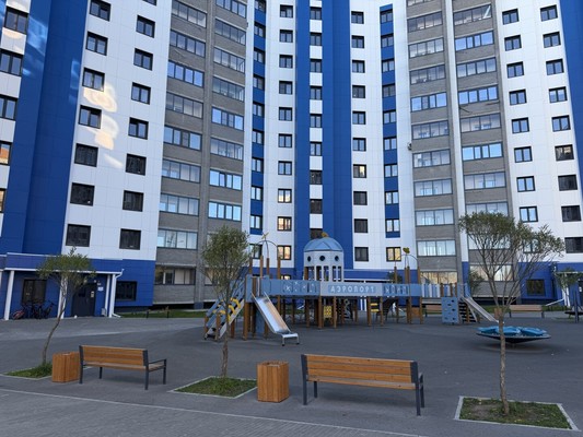 Продам двухкомнатную (2-комн.) квартиру, Колхозная ул, 16, Сыктывкар г