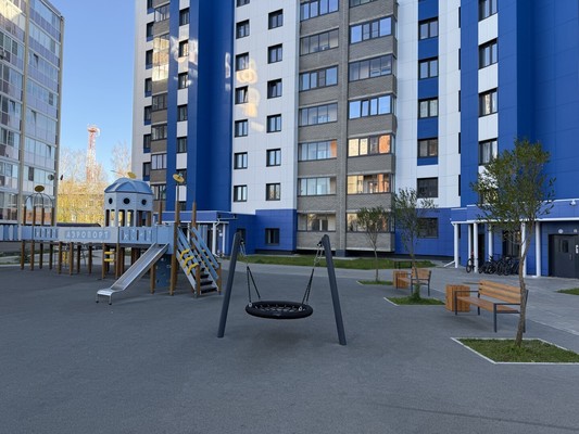 Продам двухкомнатную (2-комн.) квартиру, Колхозная ул, 16, Сыктывкар г