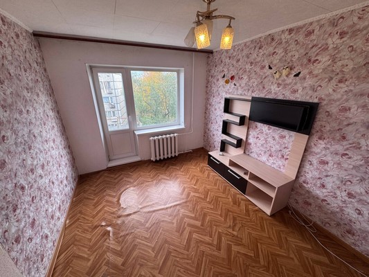 Продам однокомнатную (1-комн.) квартиру, Дружба мкр, 6, Комсомольск-на-Амуре г