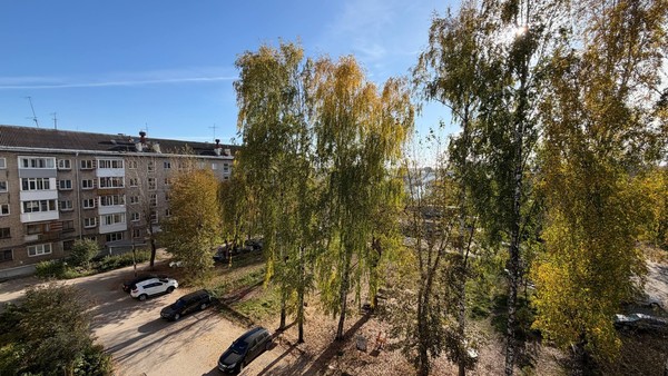 Продам двухкомнатную (2-комн.) квартиру, Чистопольская ул, 7, Пермь г
