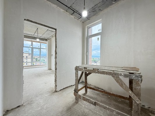 Продам трехкомнатную (3-комн.) квартиру, Ленина пр-кт, 46кБ, Нальчик г