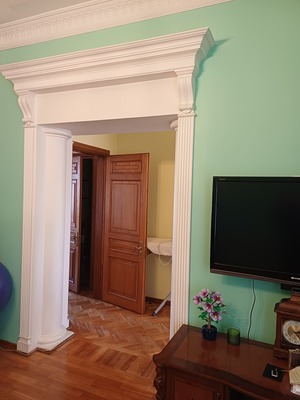 Продам двухкомнатную (2-комн.) квартиру, Котельническая наб, 1/15, к. В, Москва г