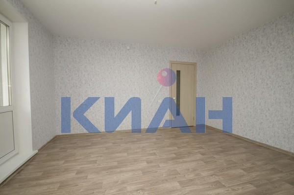 Продам двухкомнатную (2-комн.) квартиру, Ольховая ул, 2а, Красноярск г