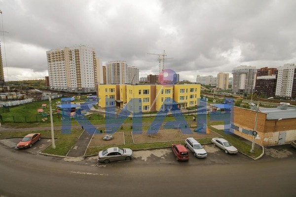 Продам двухкомнатную (2-комн.) квартиру, Ольховая ул, 2а, Красноярск г