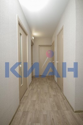 Продам двухкомнатную (2-комн.) квартиру, Ольховая ул, 2а, Красноярск г