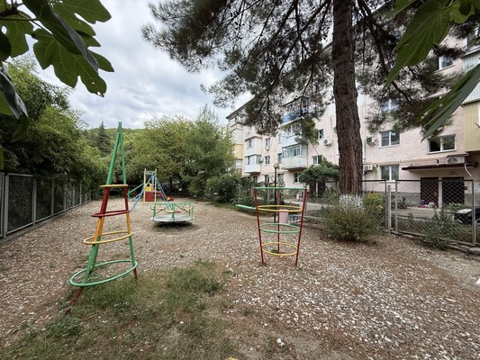 Продам однокомнатную (1-комн.) квартиру, Садовая ул, 4, Шепси с