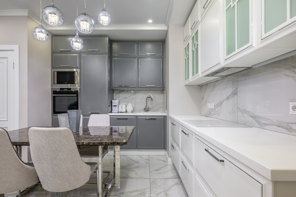 Продам трехкомнатную (3-комн.) квартиру, Рябиновая ул, 3к3, Москва г