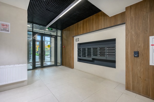 Продам трехкомнатную (3-комн.) квартиру, Рябиновая ул, 3к3, Москва г