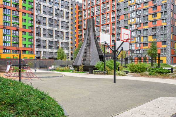 Продам трехкомнатную (3-комн.) квартиру, Рябиновая ул, 3к3, Москва г