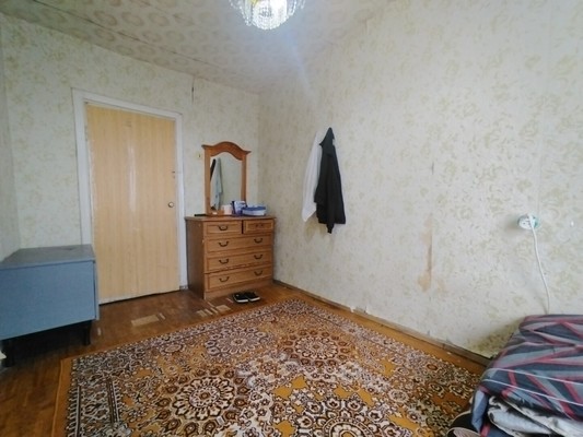 Продам двухкомнатную (2-комн.) квартиру, Серпуховская ул, 115, Липицы с