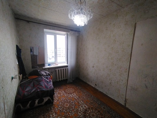 Продам двухкомнатную (2-комн.) квартиру, Серпуховская ул, 115, Липицы с