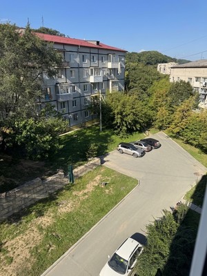 Продам трехкомнатную (3-комн.) квартиру, Нахимовская ул, 39, Находка г