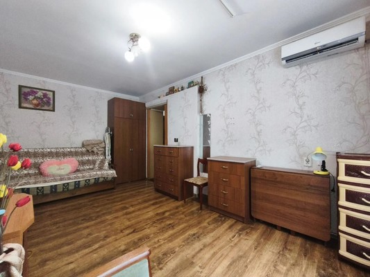 Продам однокомнатную (1-комн.) квартиру, Судоремонтников ул, 64, Туапсе г