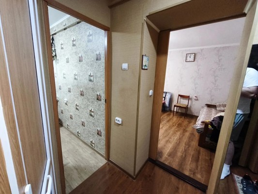 Продам однокомнатную (1-комн.) квартиру, Судоремонтников ул, 64, Туапсе г
