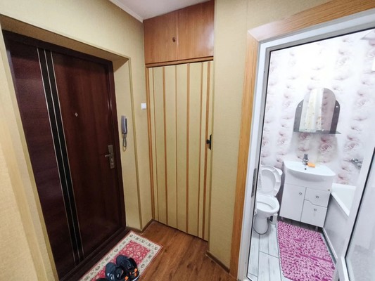 Продам однокомнатную (1-комн.) квартиру, Судоремонтников ул, 64, Туапсе г