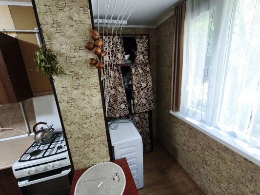 Продам однокомнатную (1-комн.) квартиру, Судоремонтников ул, 64, Туапсе г