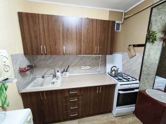 Продам однокомнатную (1-комн.) квартиру, Судоремонтников ул, 64, Туапсе г