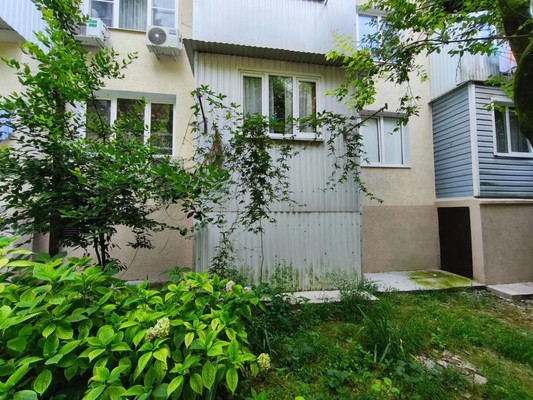Продам однокомнатную (1-комн.) квартиру, Судоремонтников ул, 64, Туапсе г