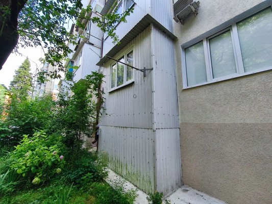 Продам однокомнатную (1-комн.) квартиру, Судоремонтников ул, 64, Туапсе г