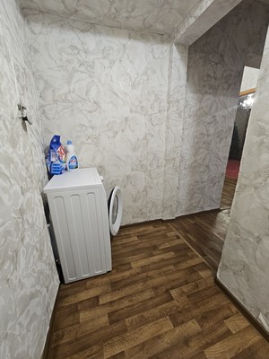 Продам трехкомнатную (3-комн.) квартиру, 2-й мкр, 11, Новомихайловский пгт