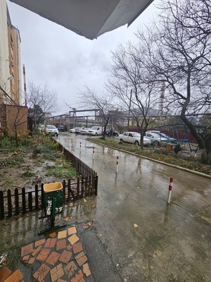 Продам трехкомнатную (3-комн.) квартиру, 2-й мкр, 11, Новомихайловский пгт