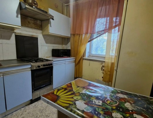 Продам двухкомнатную (2-комн.) квартиру, Ленинградский пр-кт, 77, Нижний Тагил г