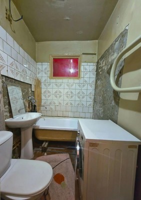 Продам двухкомнатную (2-комн.) квартиру, Ленинградский пр-кт, 77, Нижний Тагил г
